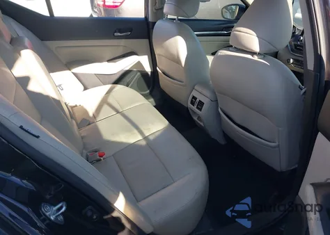 2019 Nissan Altima 2.5 Platinum z USA, uszkodzony, nr VIN 1N4BL4FV2KC103745